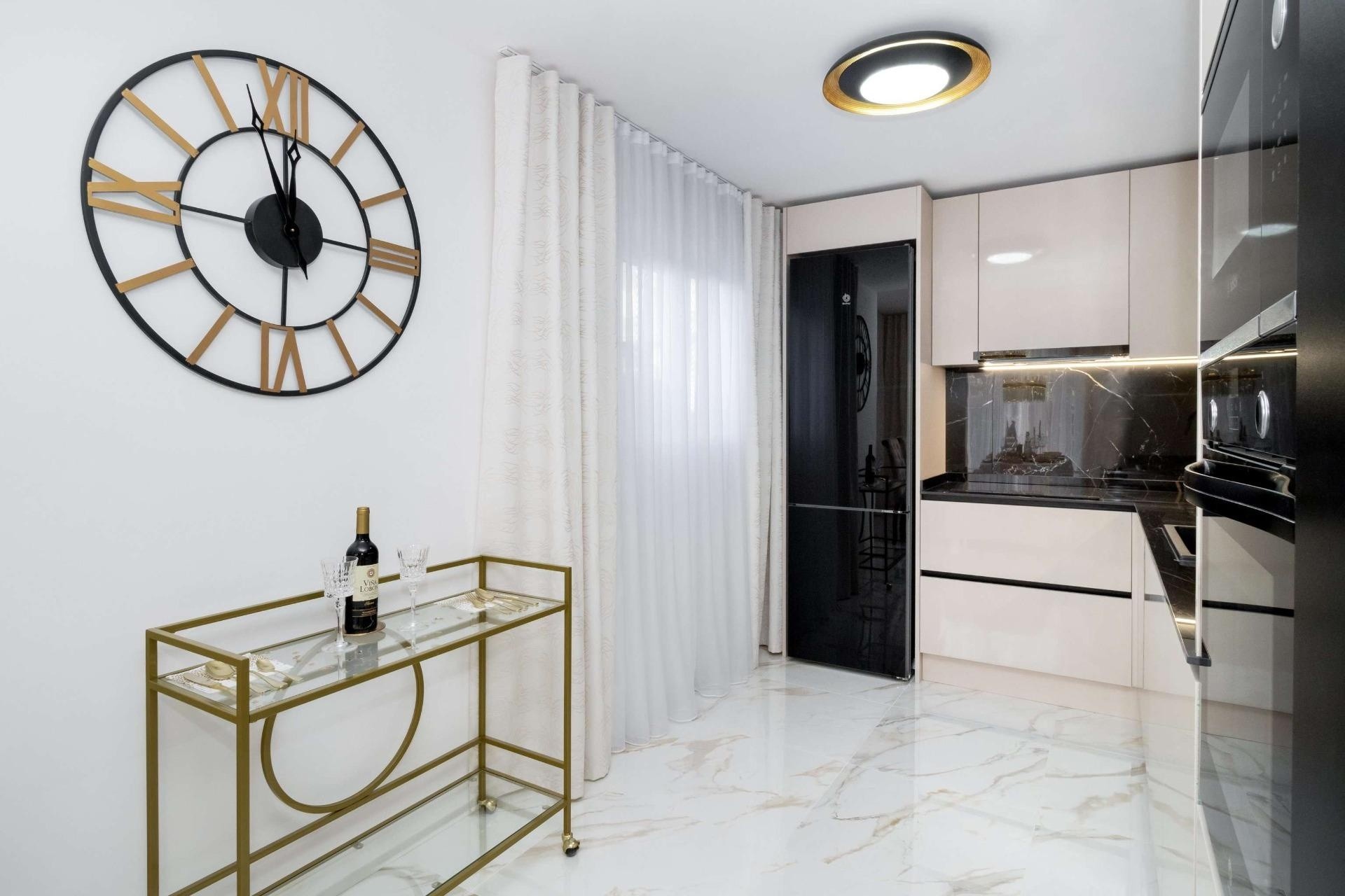 Venta - Chalet Independiente -
Orihuela Costa