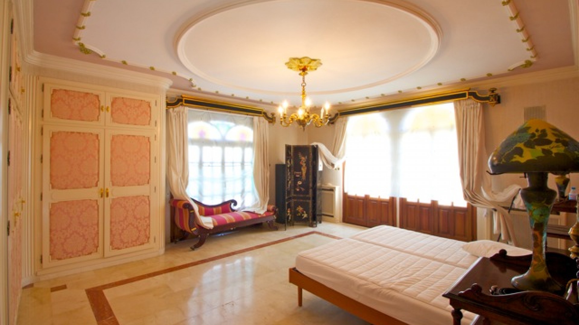 Venta - Chalet Independiente -
Orihuela Costa