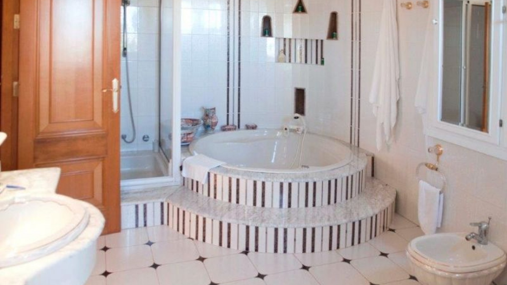 Venta - Chalet Independiente -
Orihuela Costa