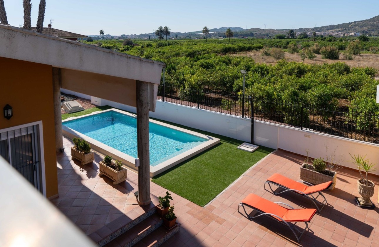 Venta - Chalet Independiente -
Orihuela - Inland