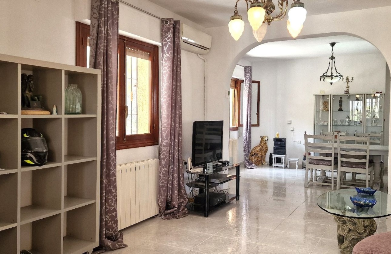 Venta - Chalet Independiente -
Orihuela - Inland