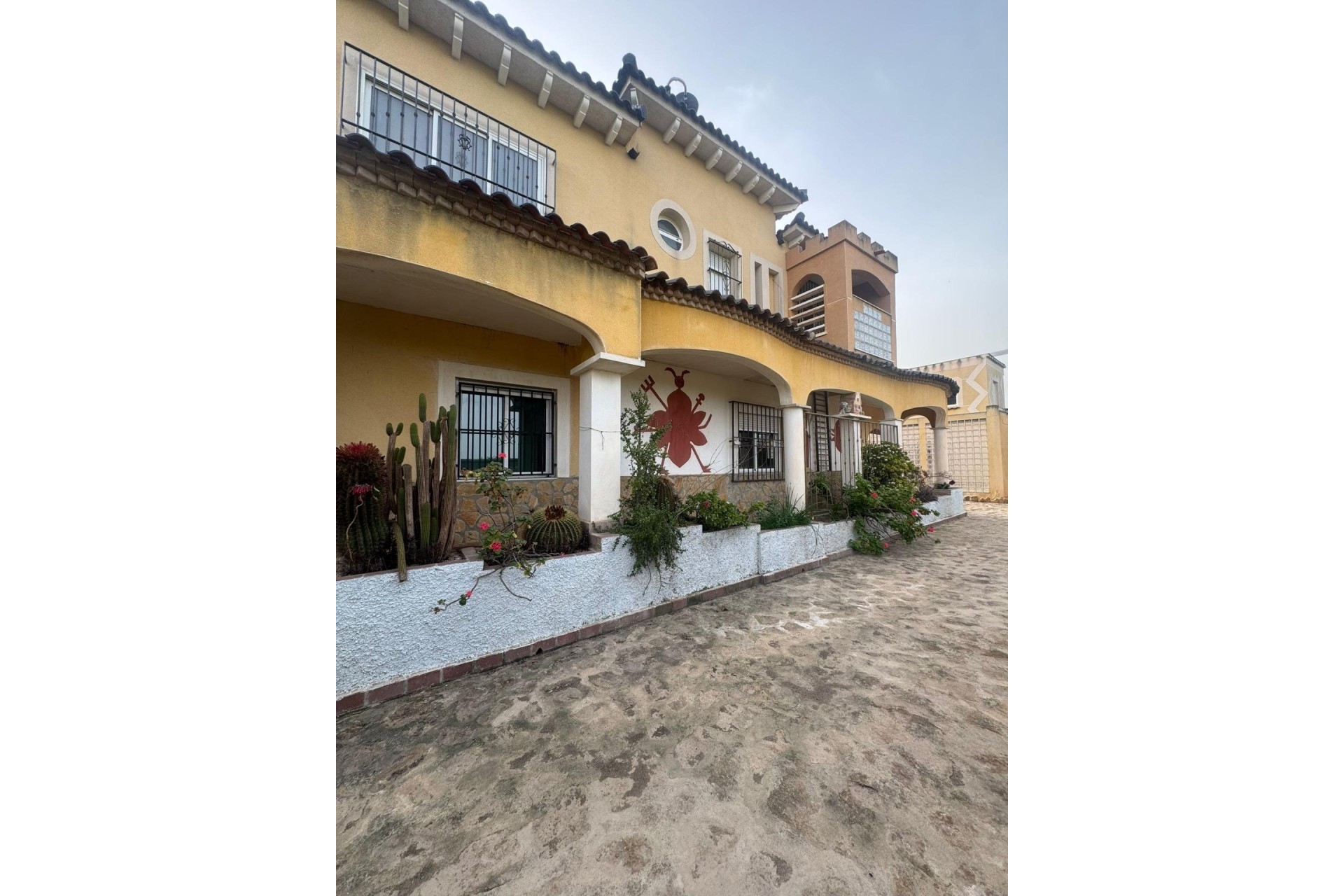 Venta - Chalet Independiente -
Orihuela - La Campaneta
