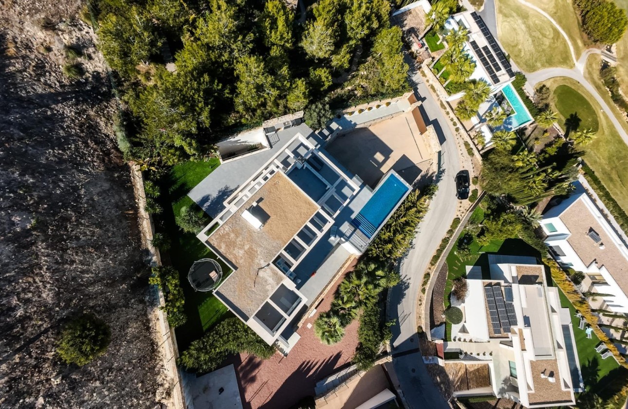 Venta - Chalet Independiente -
Orihuela - Las Colinas Golf