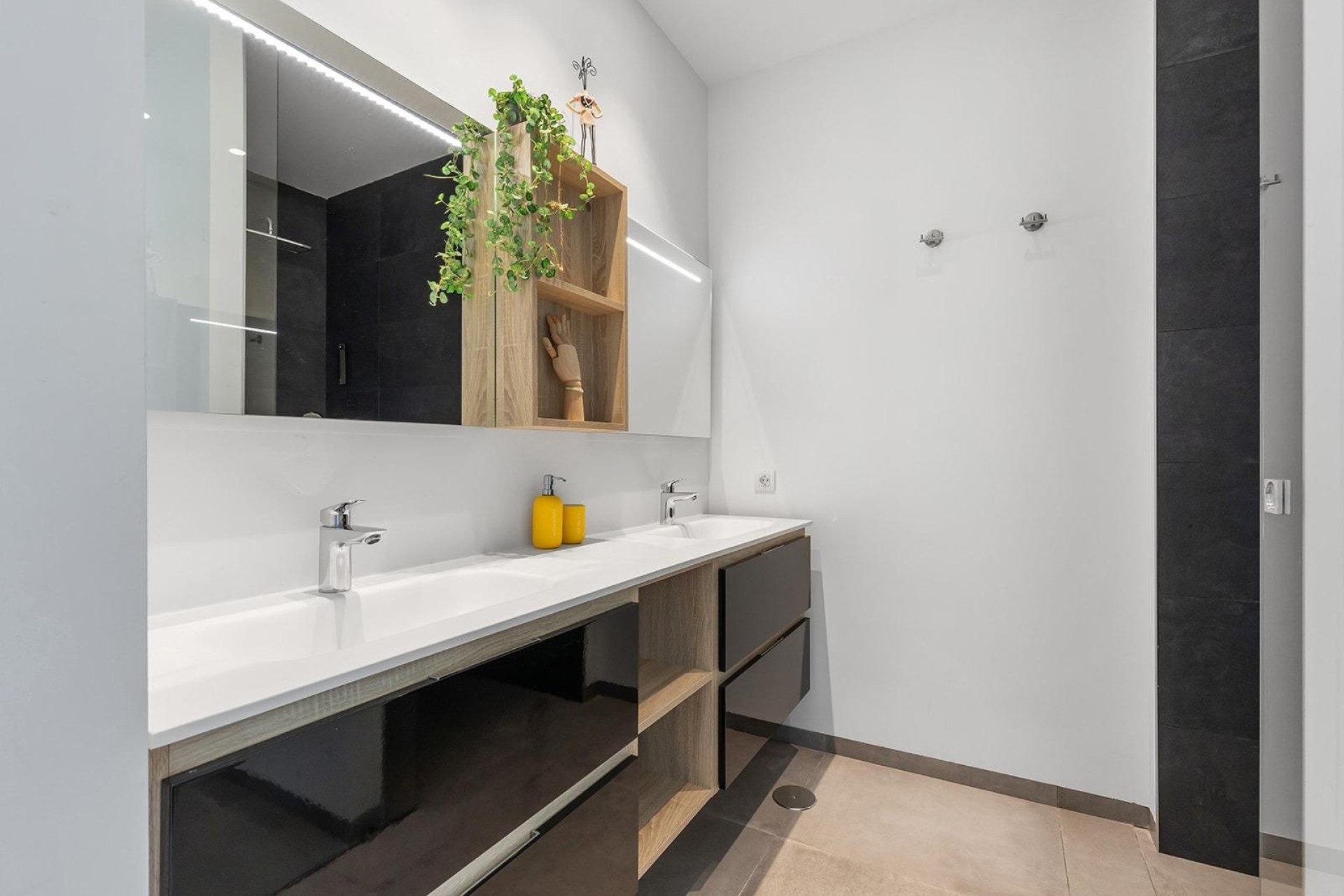 Venta - Chalet Independiente -
Orihuela - Las Colinas Golf