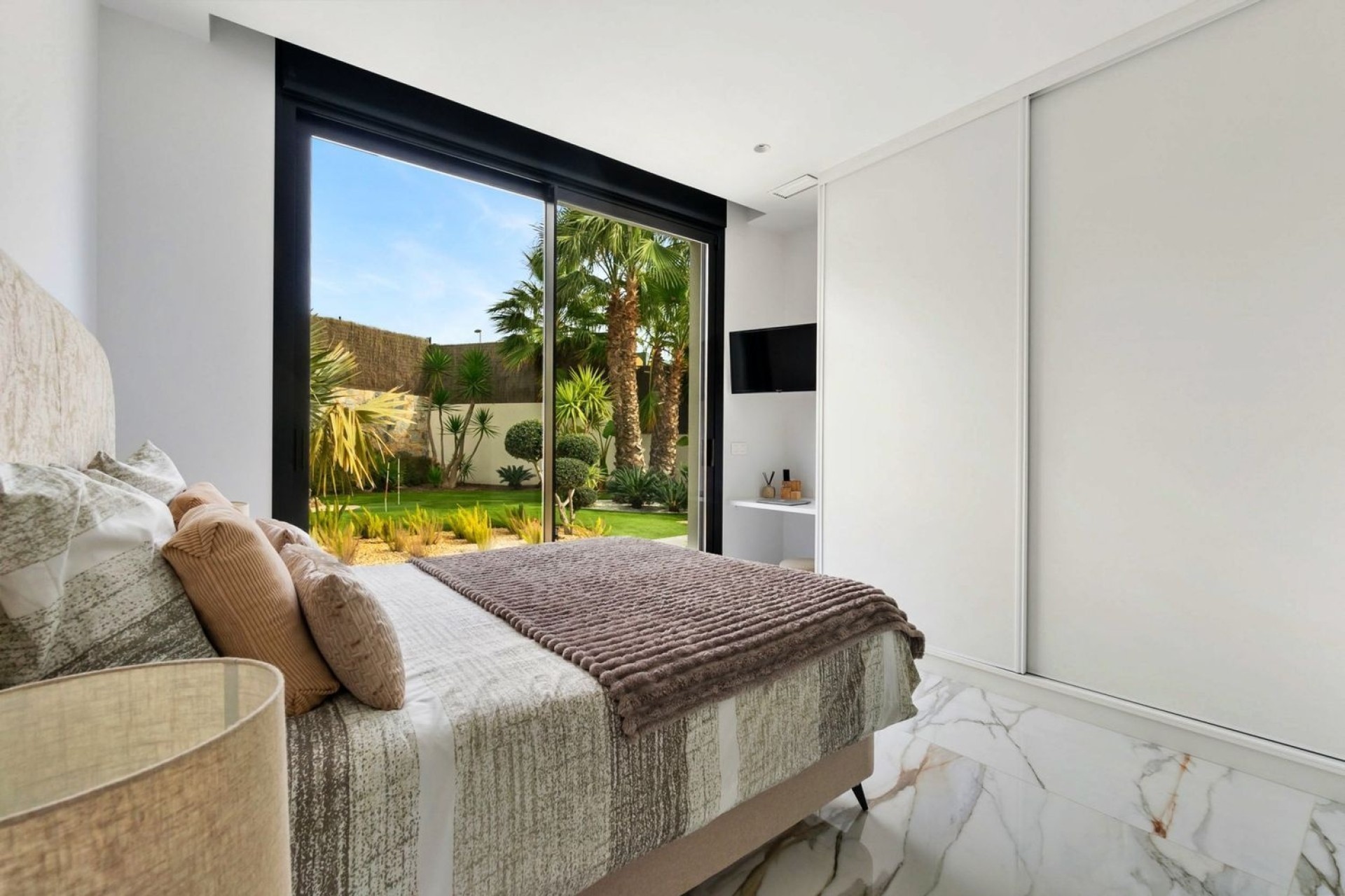 Venta - Chalet Independiente -
Orihuela - Las Colinas Golf
