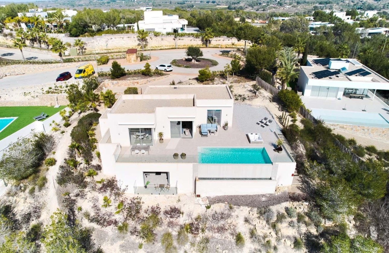 Venta - Chalet Independiente -
Orihuela - Las Colinas Golf