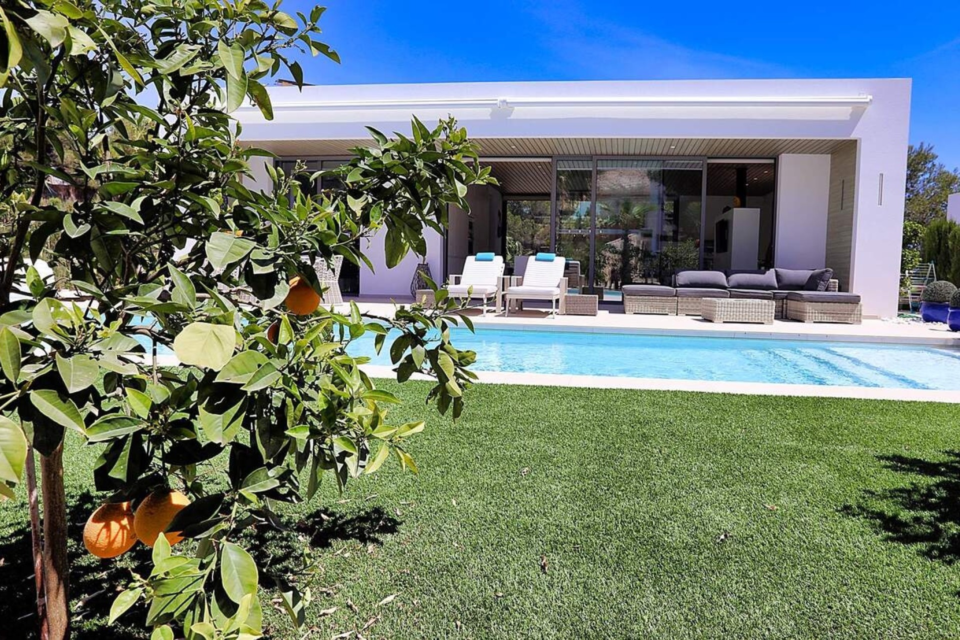 Venta - Chalet Independiente -
Orihuela - Las Colinas Golf