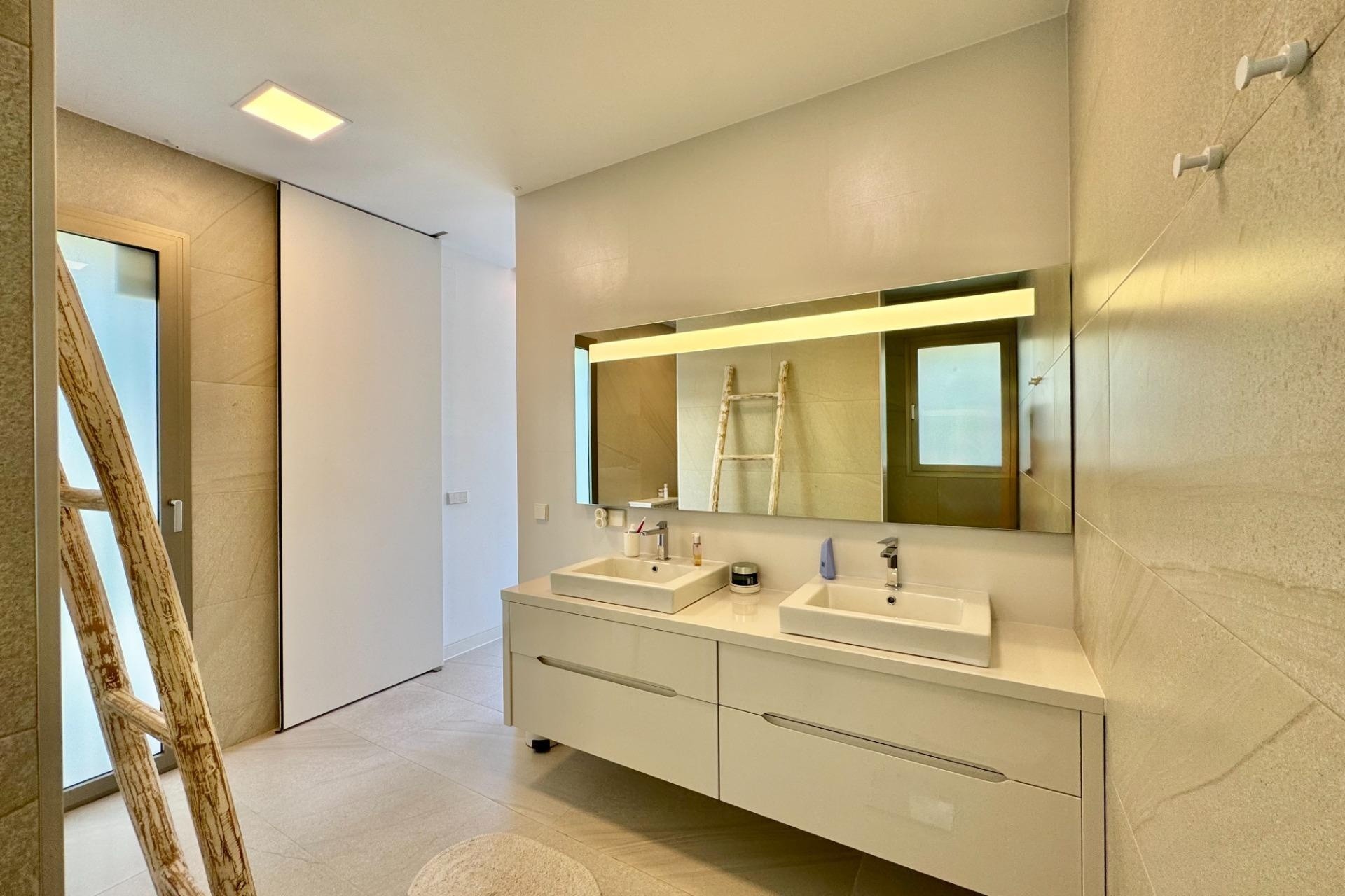 Venta - Chalet Independiente -
Orihuela - Las Colinas Golf