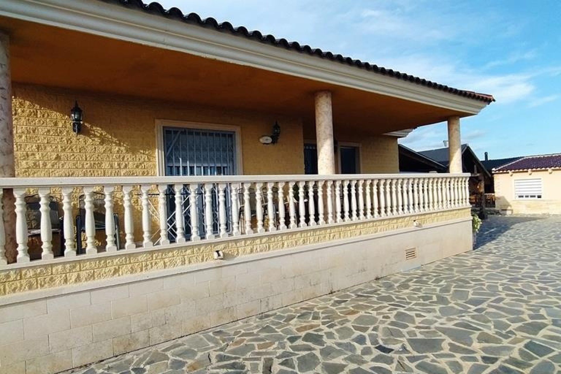 Venta - Chalet Independiente -
Orihuela - LOS DESEMPARADOS