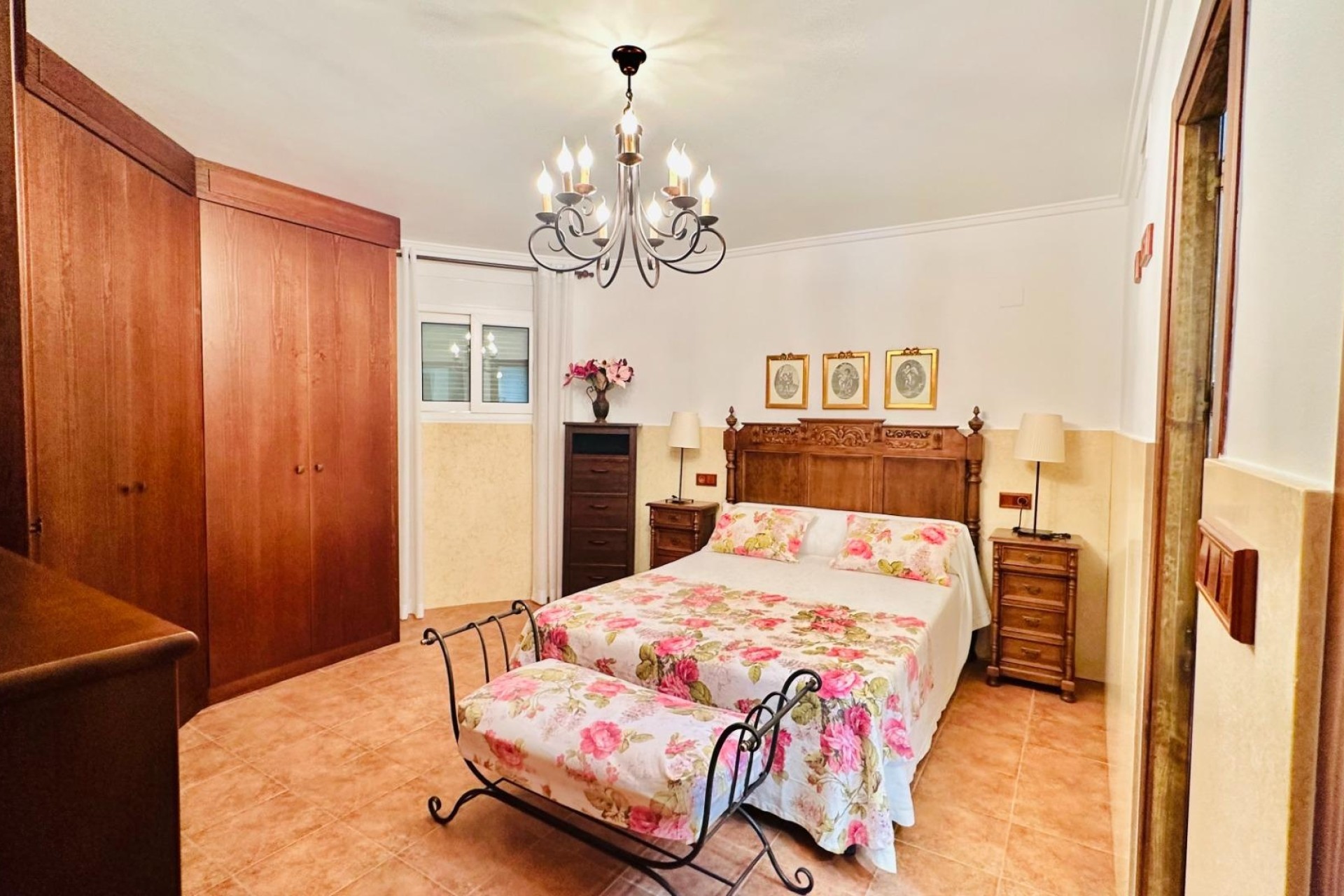 Venta - Chalet Independiente -
Orihuela - Urb. Montepinar