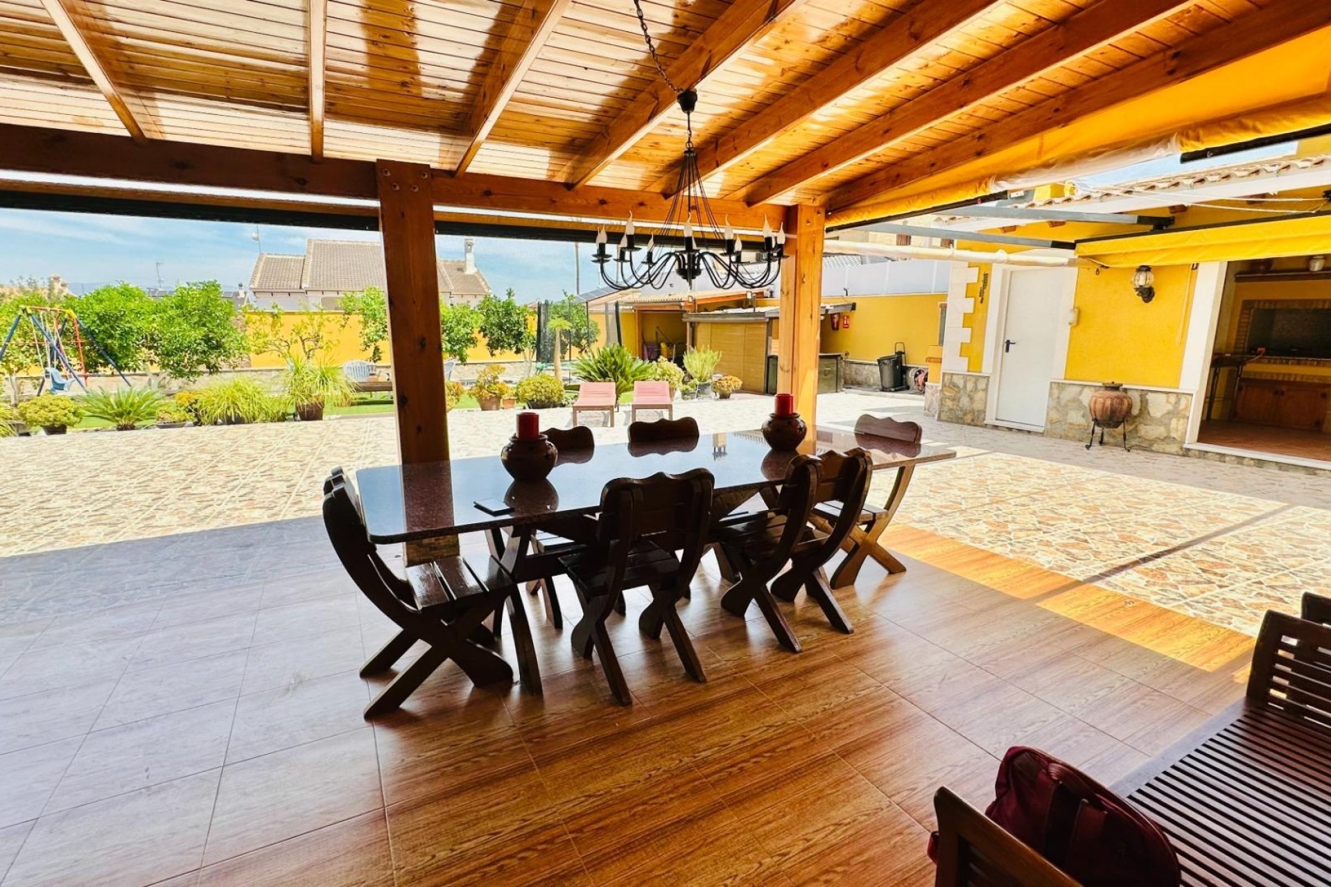 Venta - Chalet Independiente -
Orihuela - Urb. Montepinar
