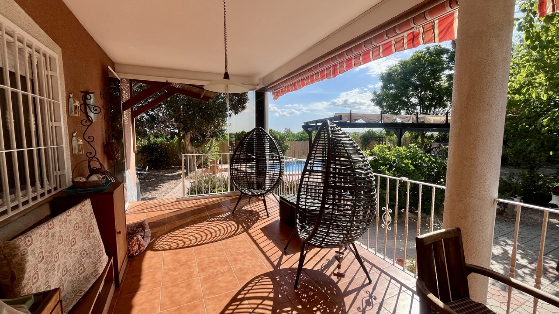 Venta - Chalet Independiente -
Orihuela