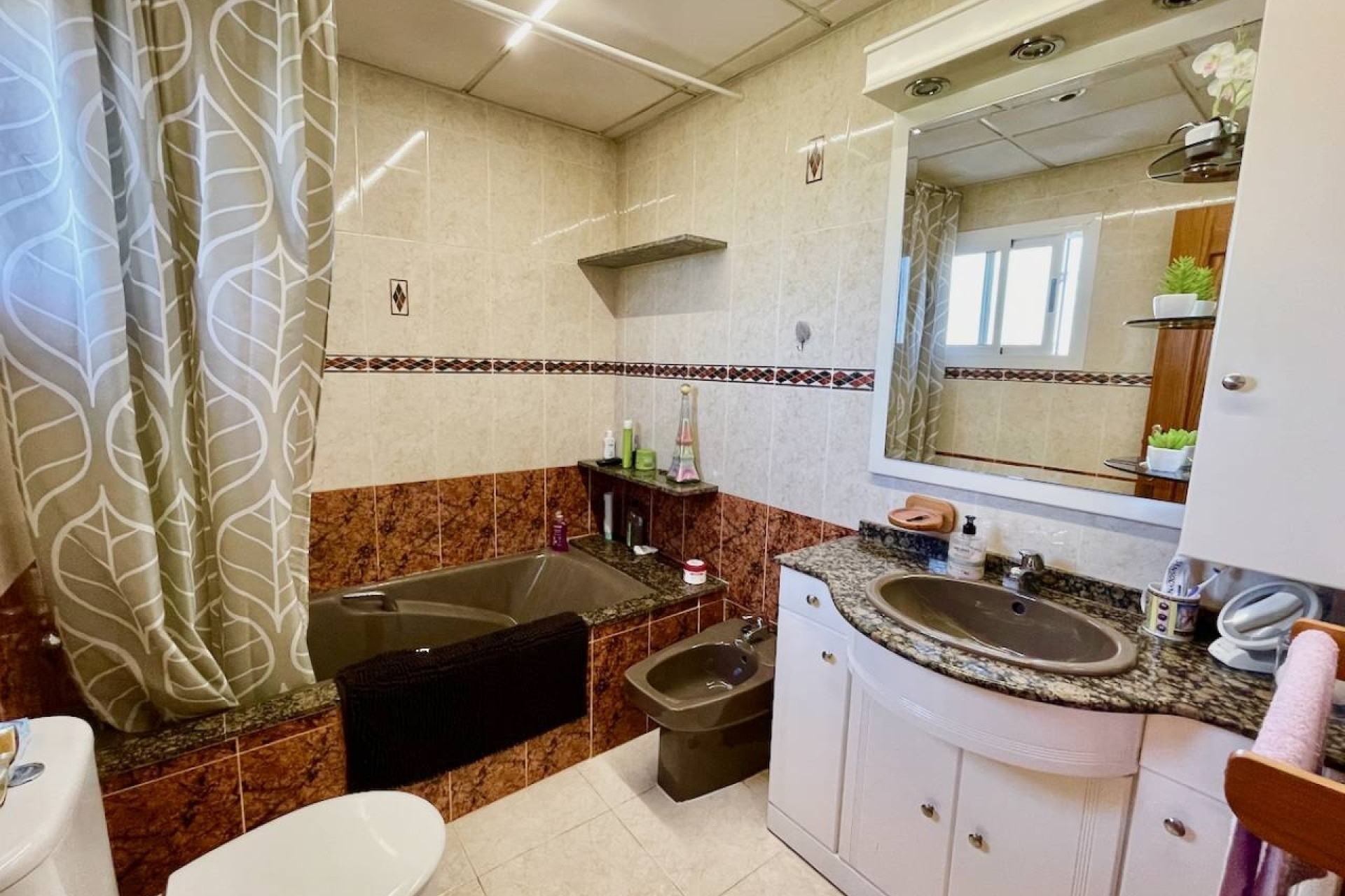 Venta - Chalet Independiente -
Orihuela