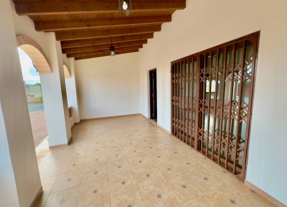 Venta - Chalet Independiente -
Orihuela