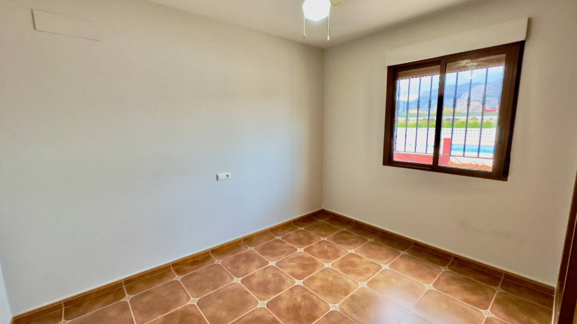 Venta - Chalet Independiente -
Orihuela