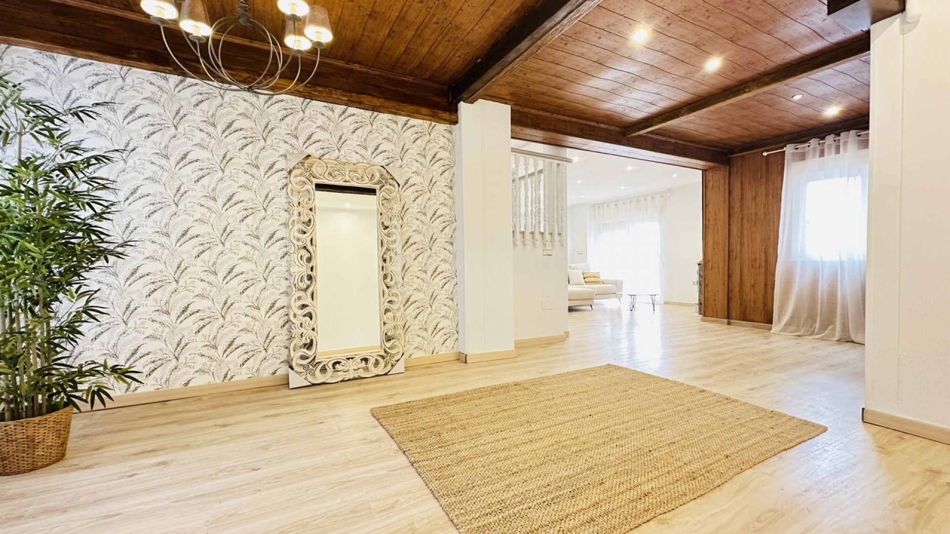 Venta - Chalet Independiente -
Orihuela