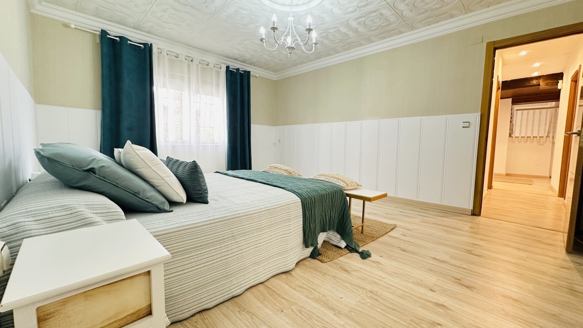 Venta - Chalet Independiente -
Orihuela