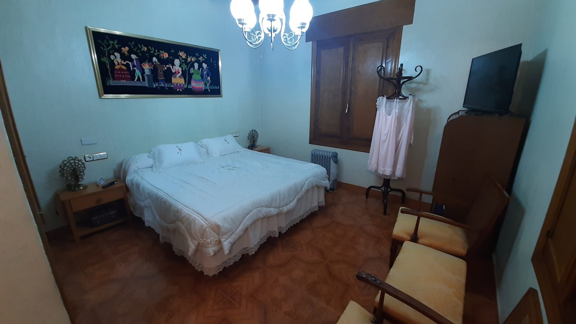 Venta - Chalet Independiente -
Orihuela