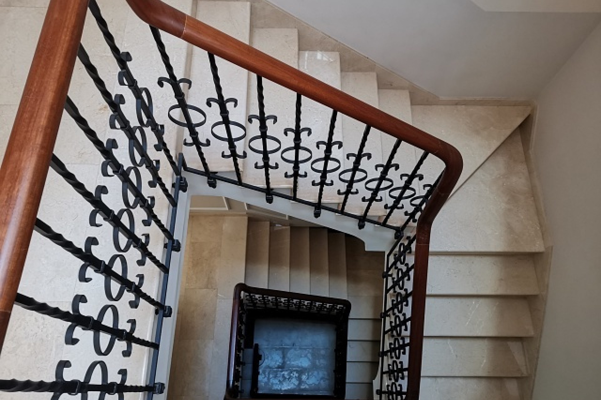 Venta - Chalet Independiente -
Orihuela