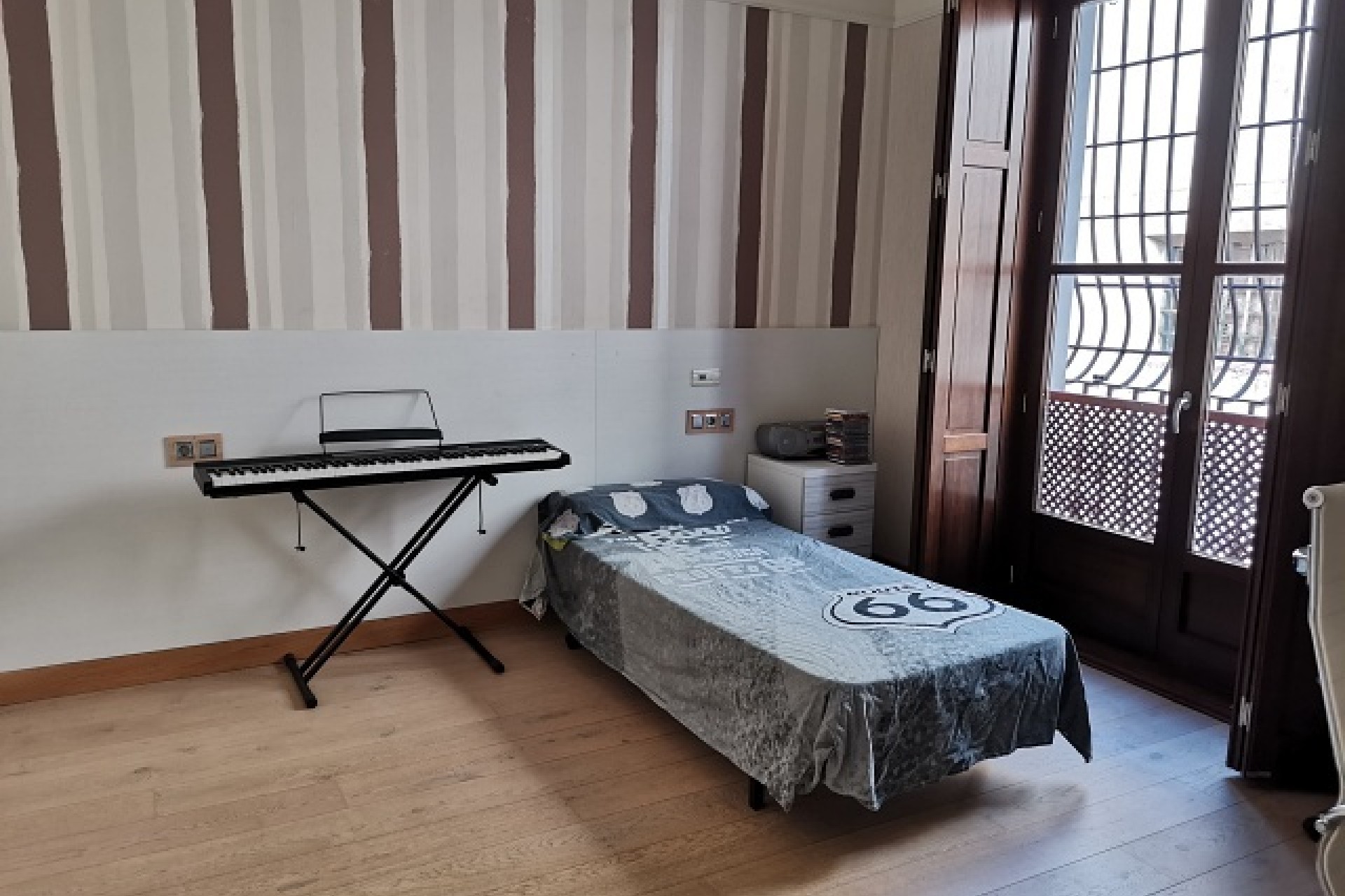 Venta - Chalet Independiente -
Orihuela