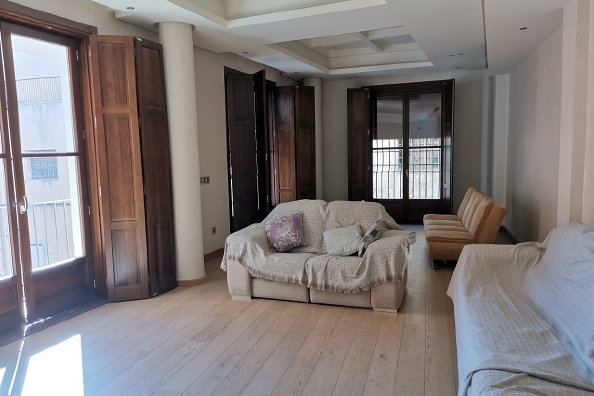 Venta - Chalet Independiente -
Orihuela