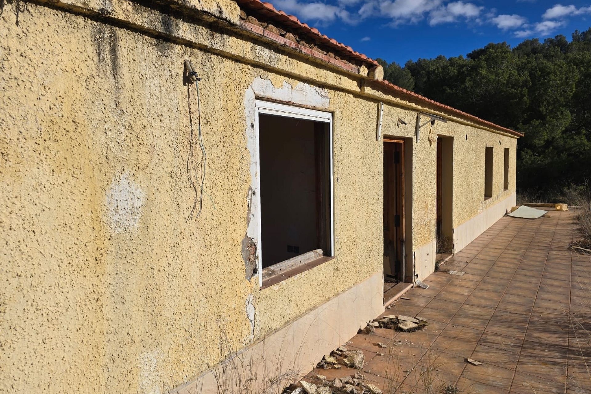 Venta - Chalet Independiente -
Petrer