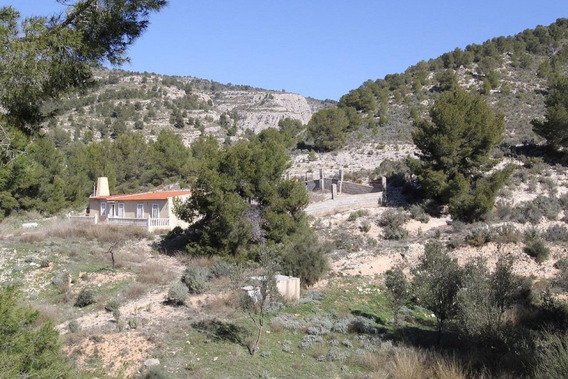 Venta - Chalet Independiente -
Petrer