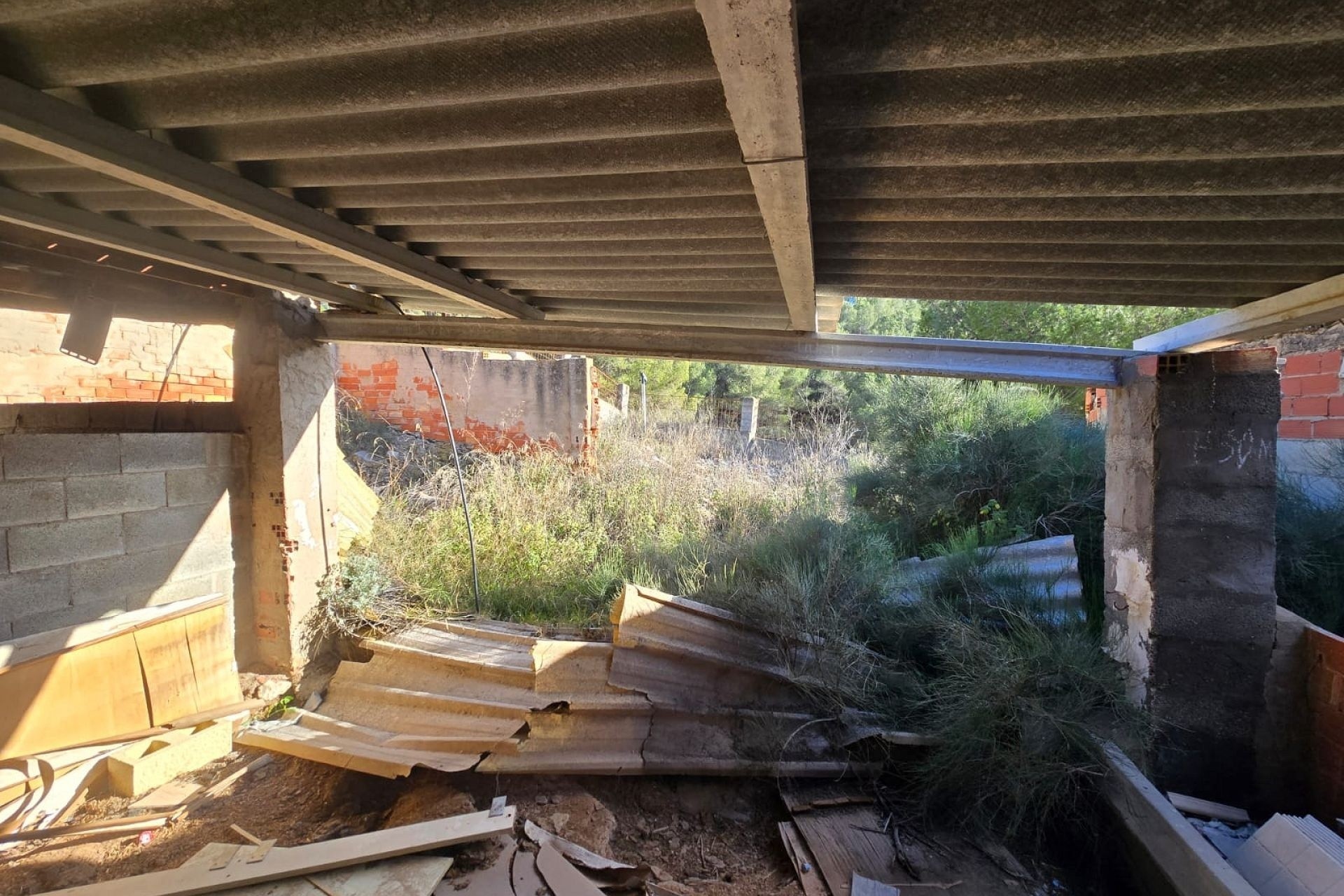 Venta - Chalet Independiente -
Petrer