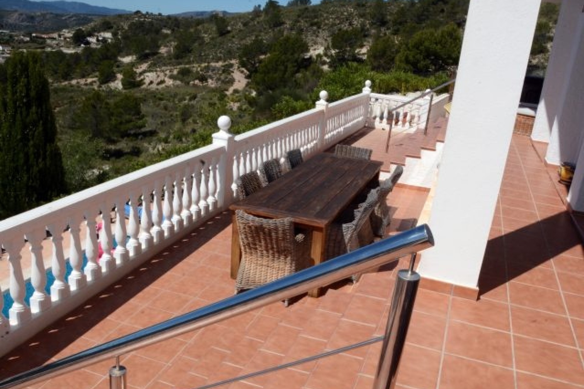 Venta - Chalet Independiente -
Petrer