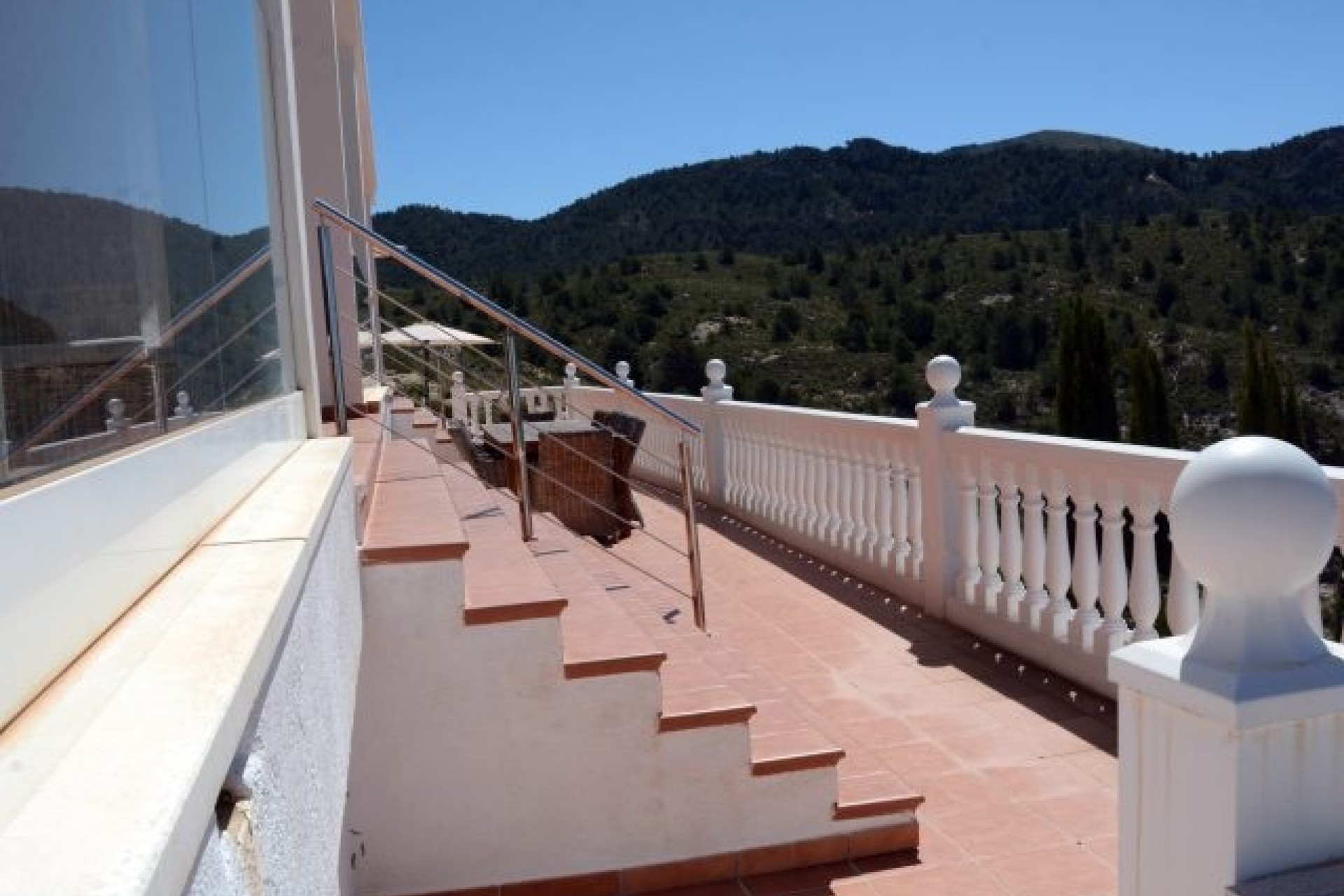 Venta - Chalet Independiente -
Petrer
