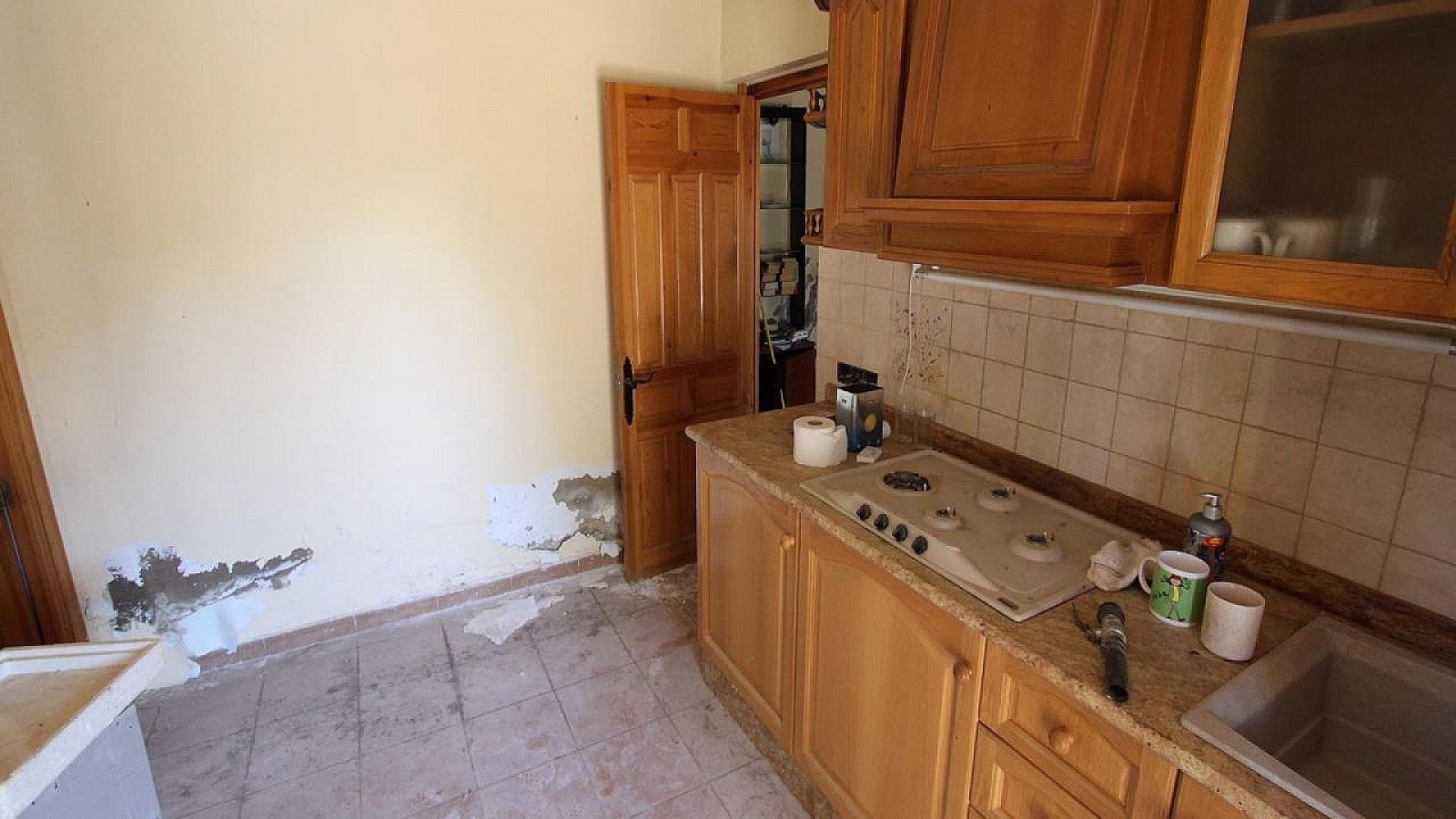 Venta - Chalet Independiente -
Petrer