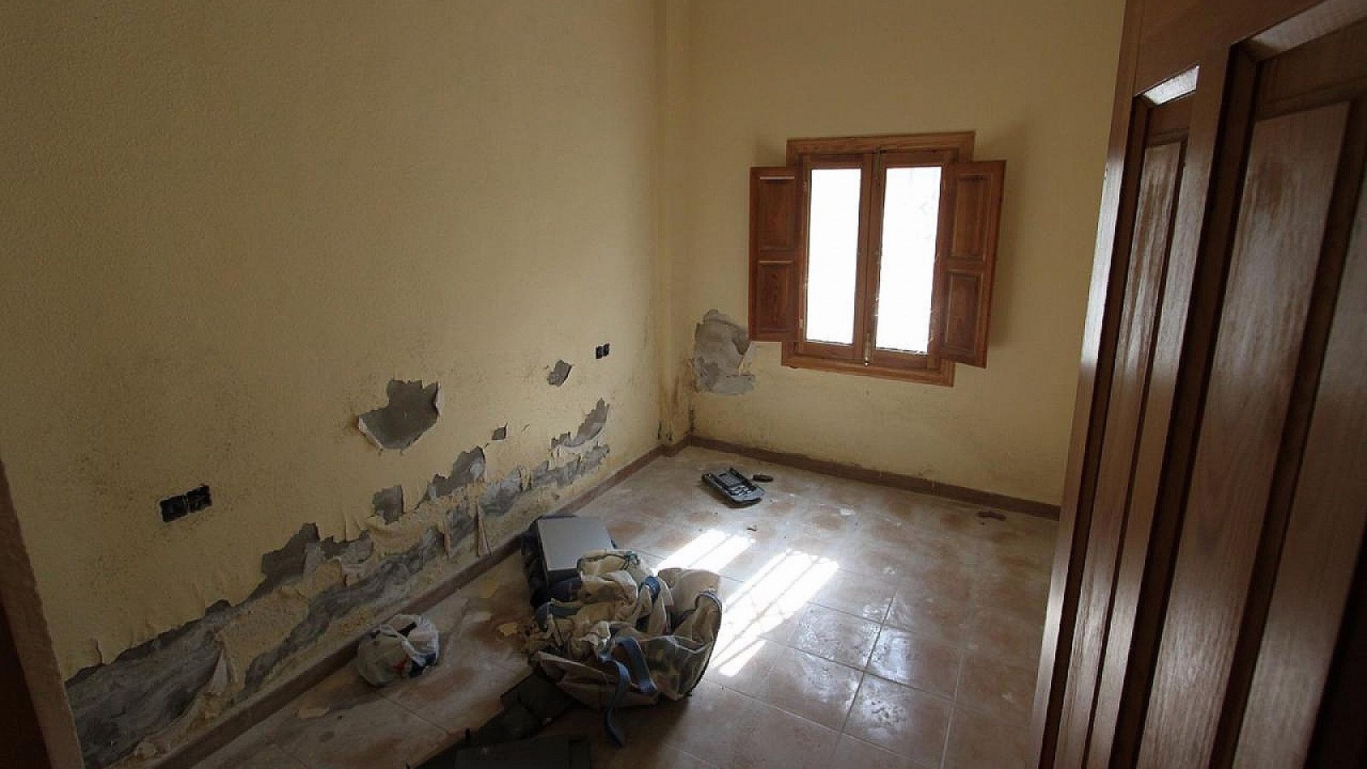 Venta - Chalet Independiente -
Petrer