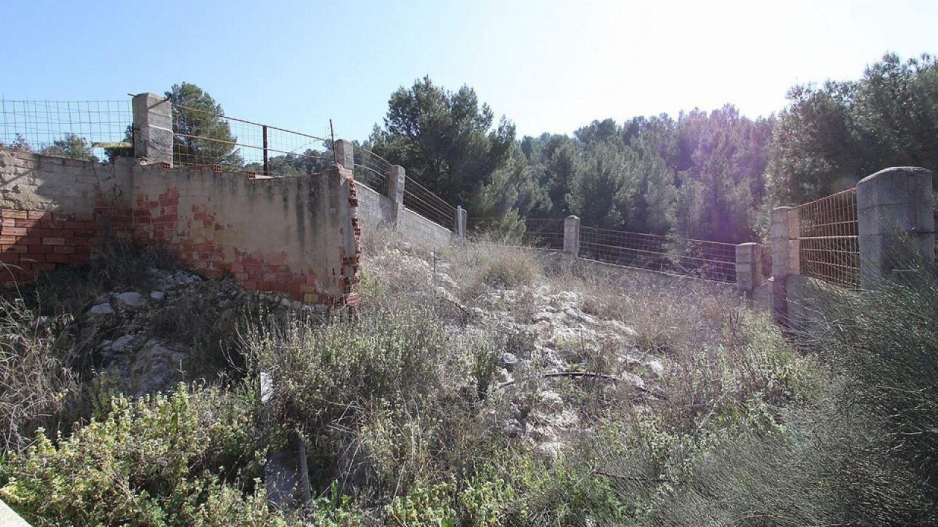 Venta - Chalet Independiente -
Petrer