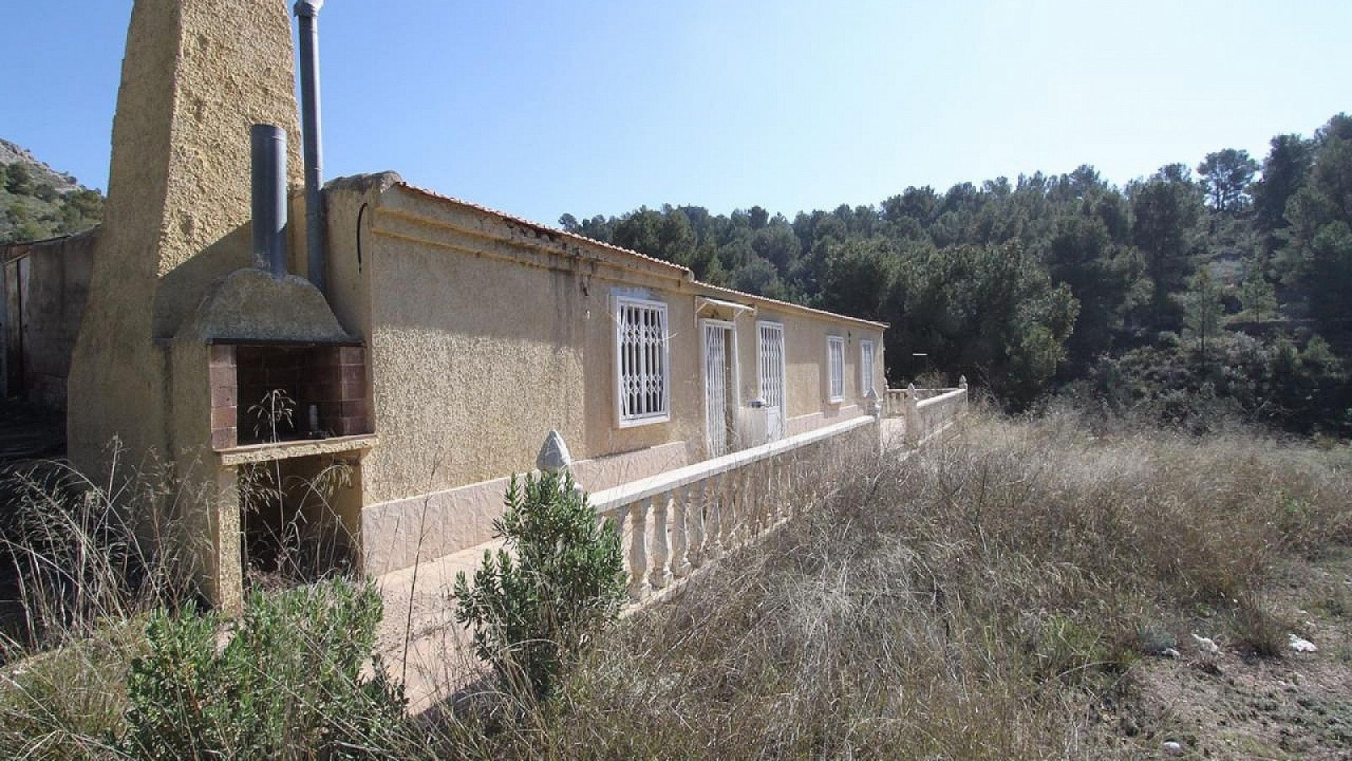 Venta - Chalet Independiente -
Petrer