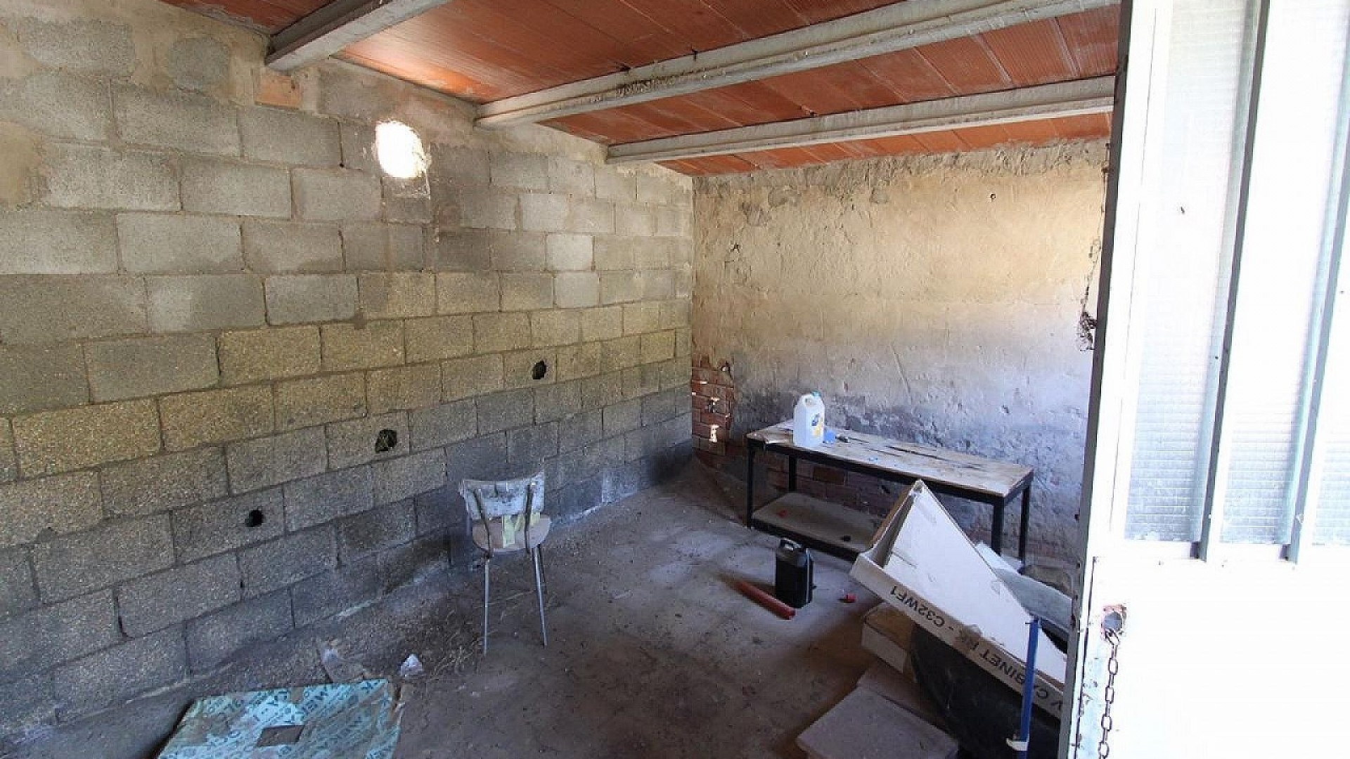 Venta - Chalet Independiente -
Petrer