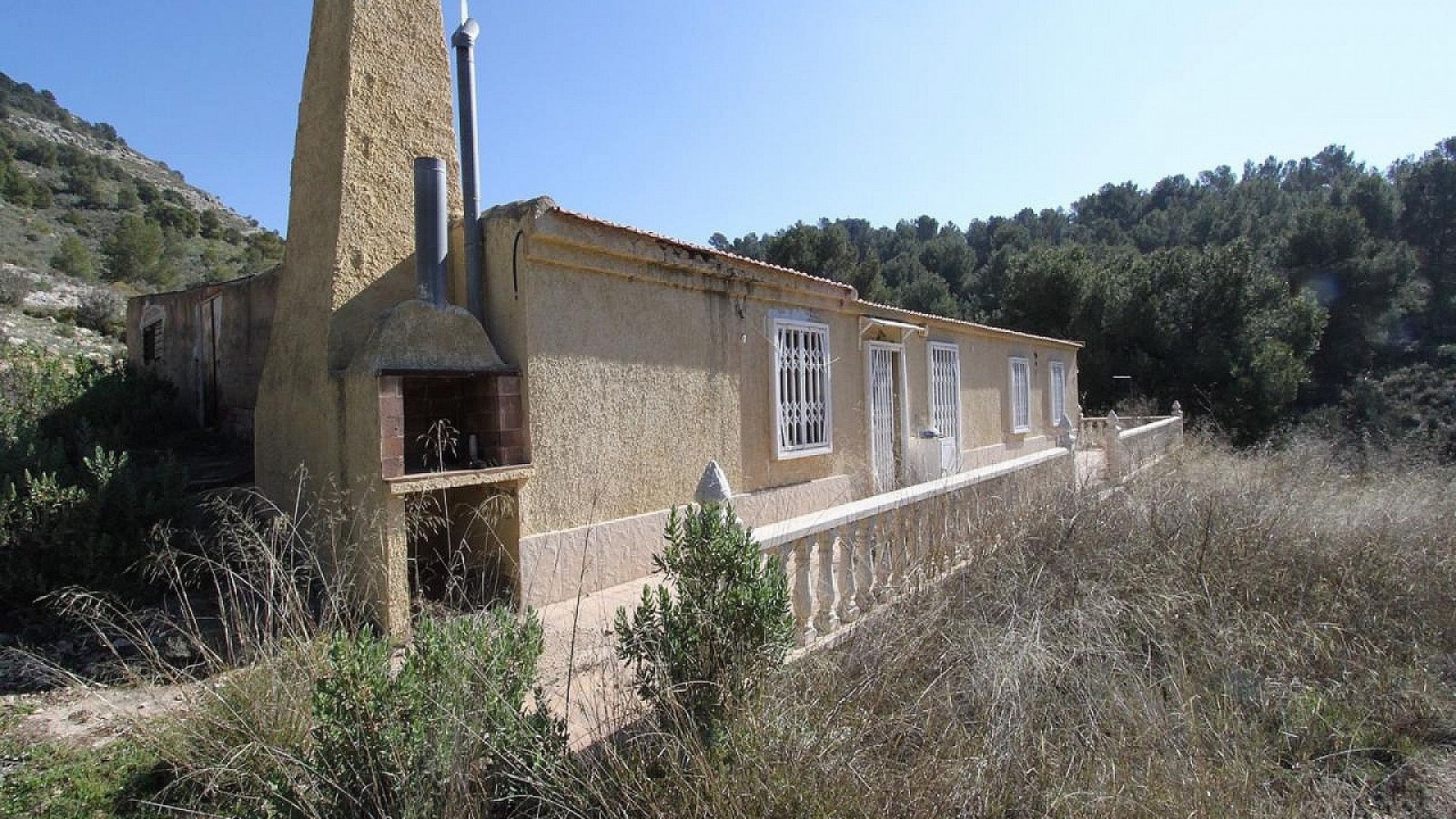 Venta - Chalet Independiente -
Petrer