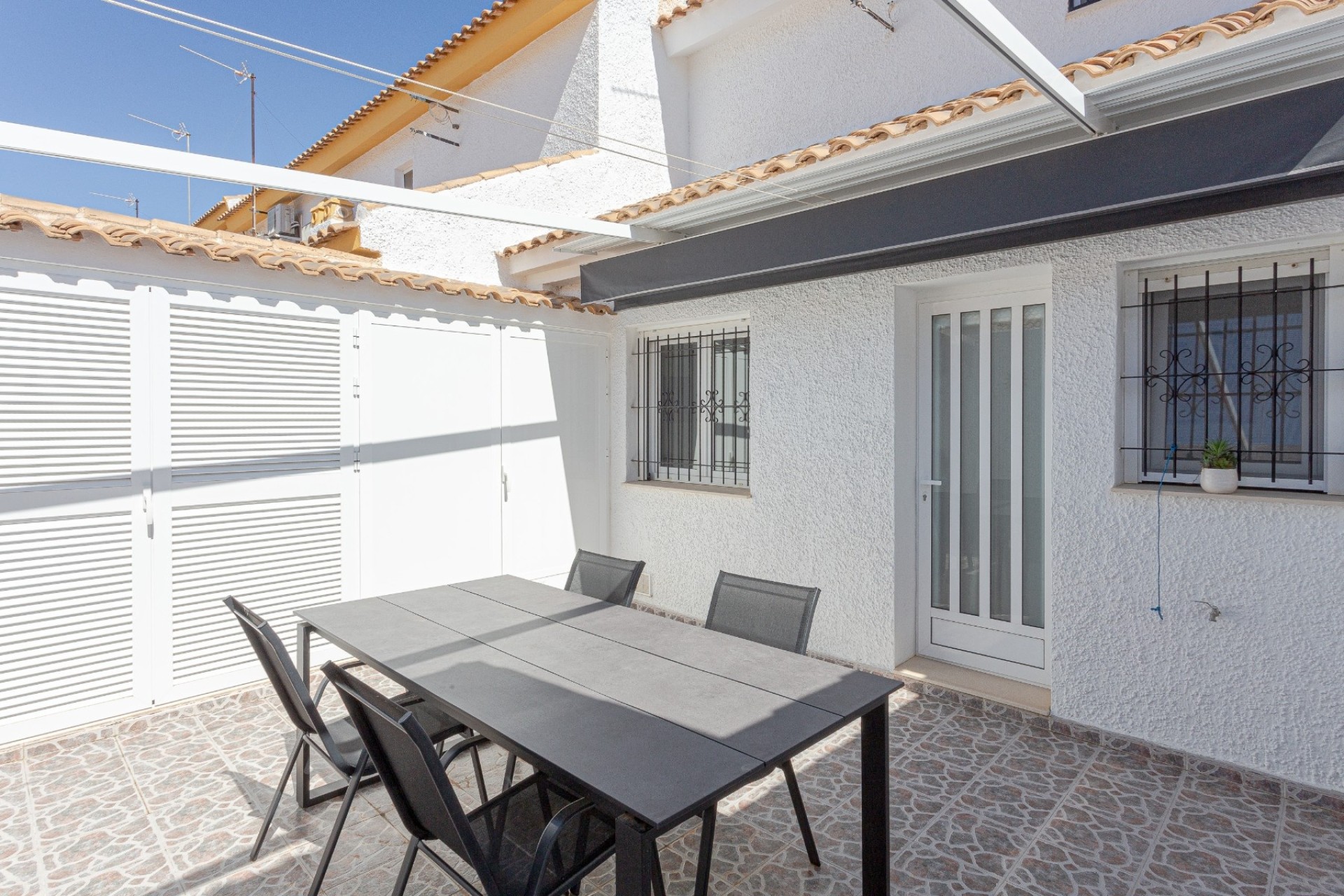 Venta - Chalet Independiente -
Pilar de la Horadada - Costa Blanca
