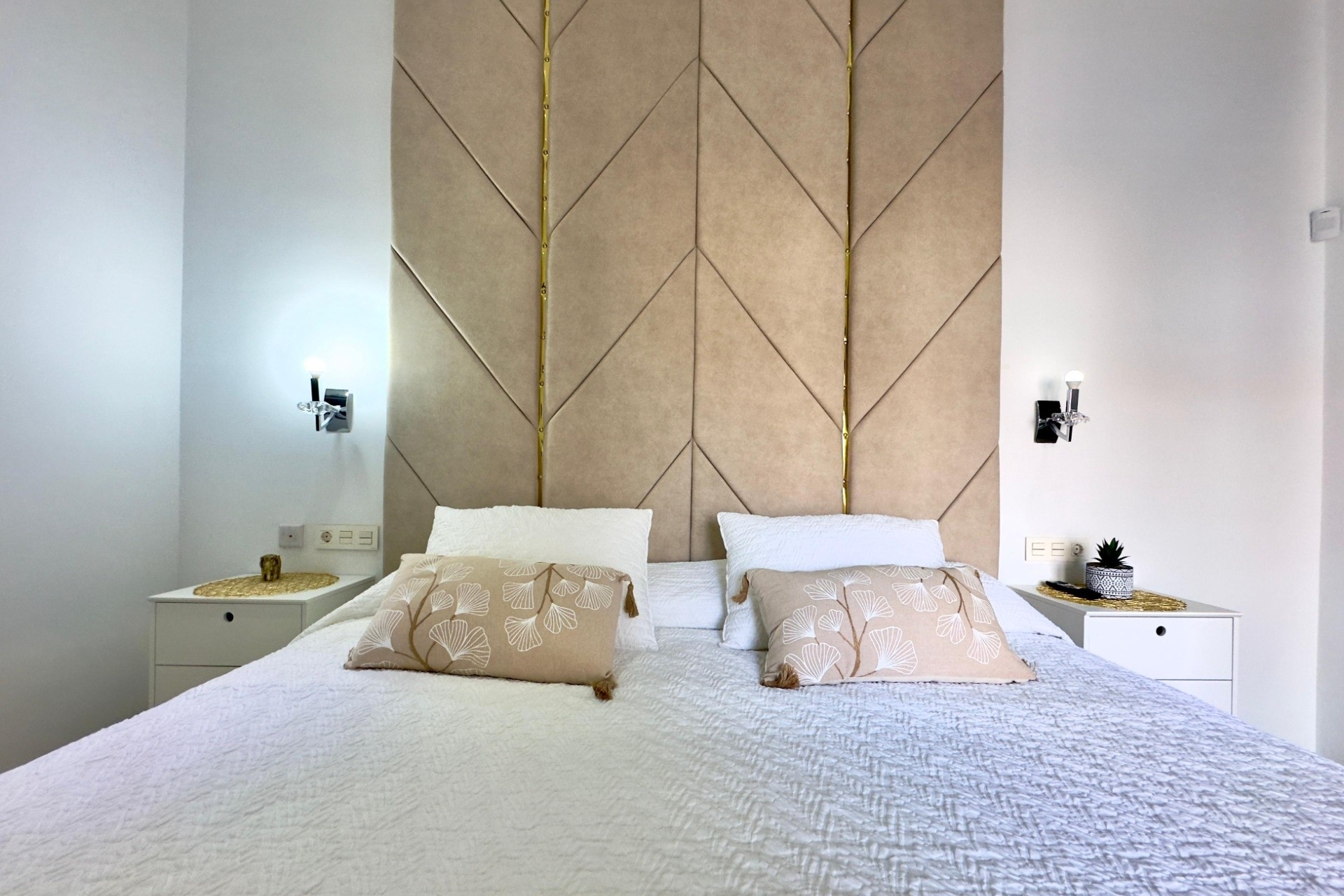 Venta - Chalet Independiente -
Pilar de la Horadada - Torre de la Horadada