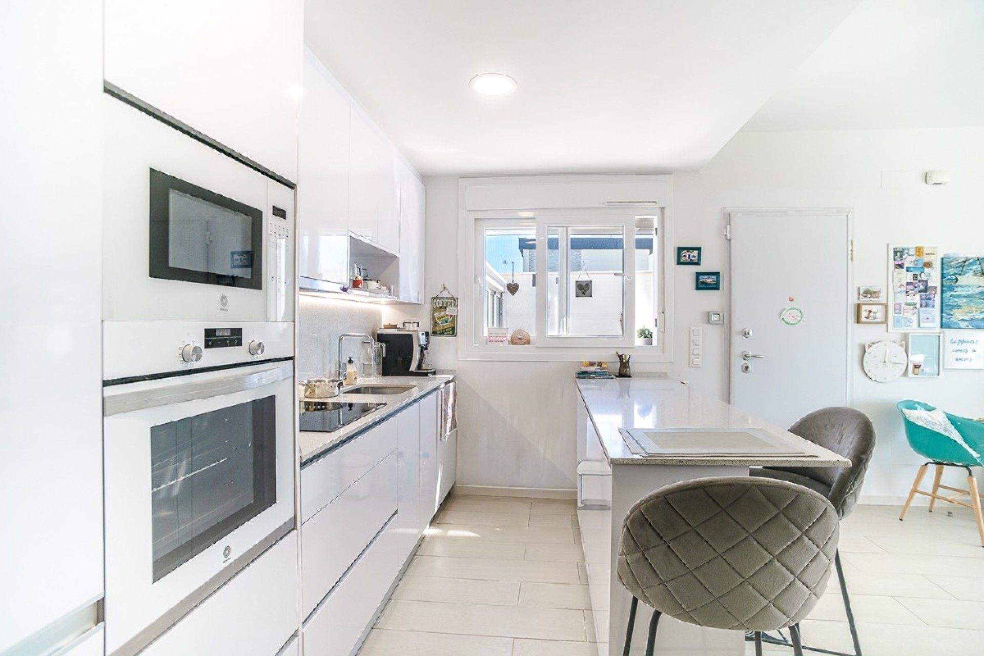 Venta - Chalet Independiente -
Pilar de la Horadada