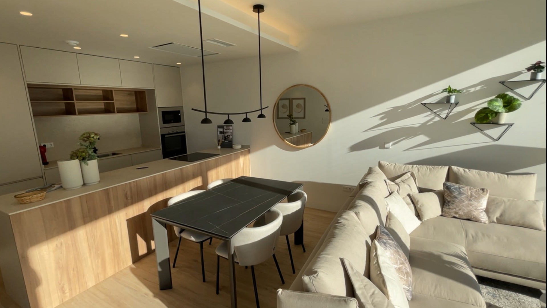 Venta - Chalet Independiente -
Pilar de la Horadada