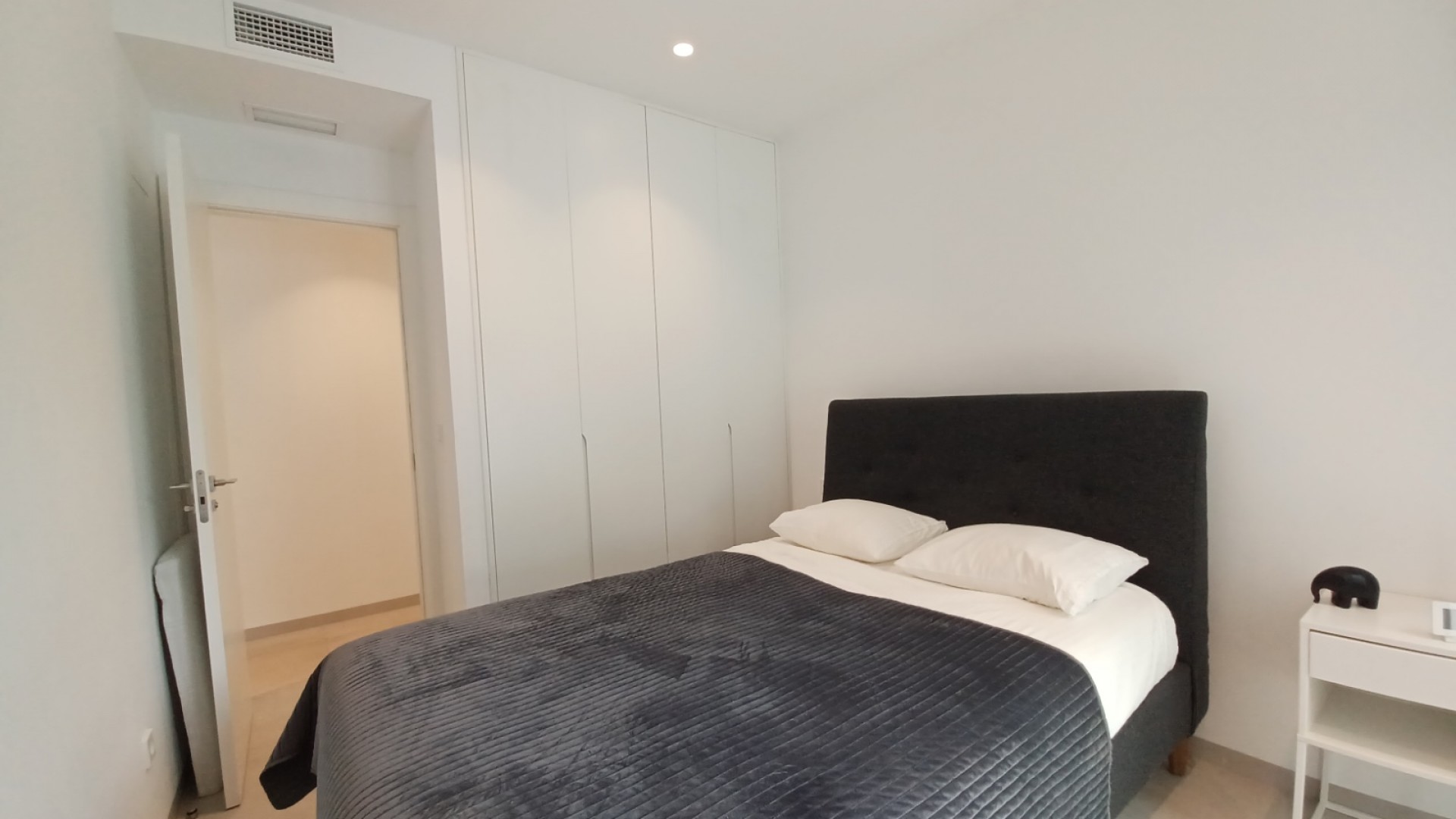 Venta - Chalet Independiente -
Pilar de la Horadada