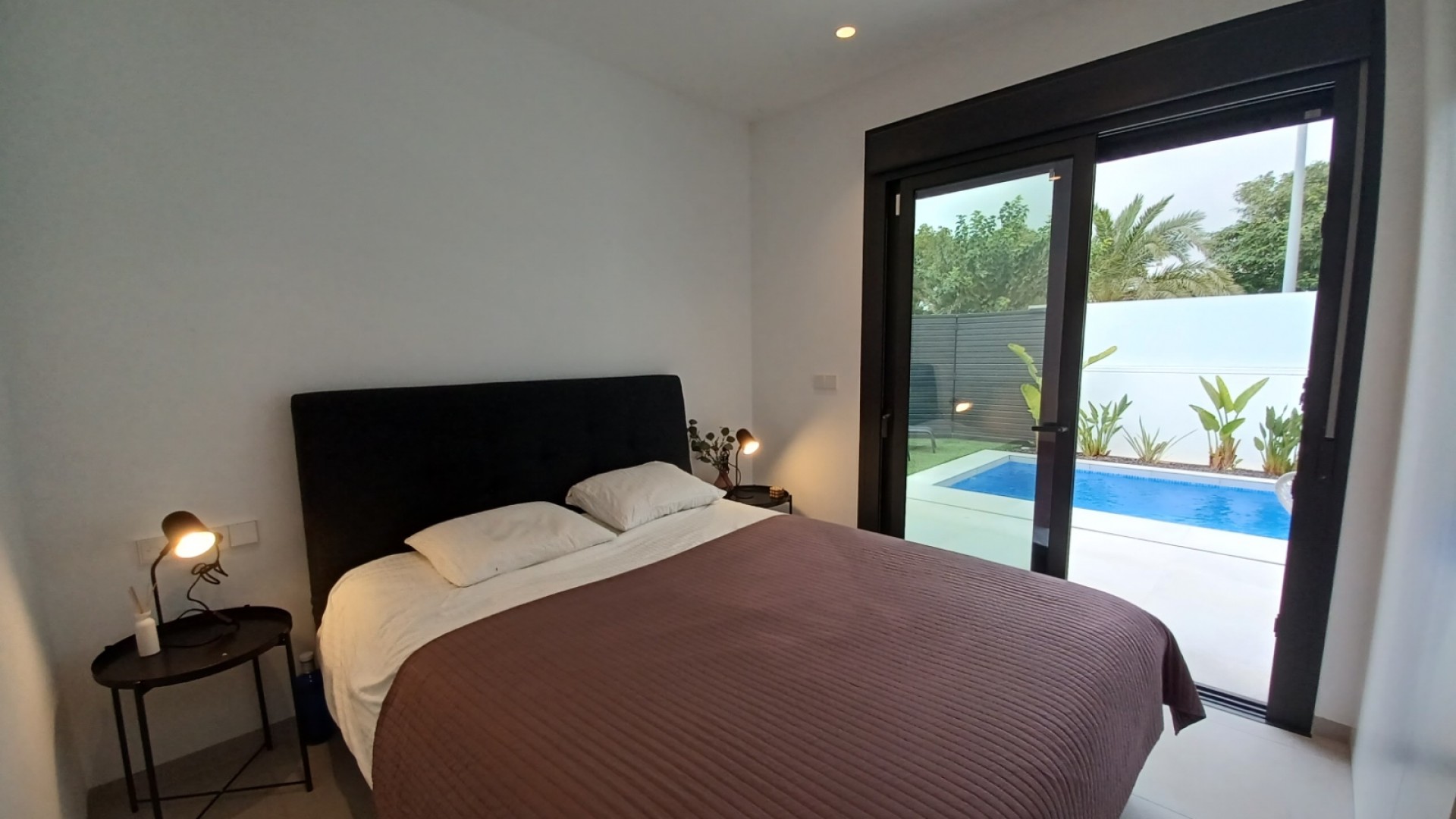 Venta - Chalet Independiente -
Pilar de la Horadada