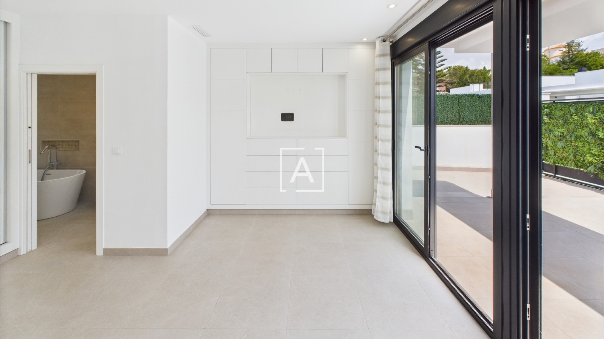 Venta - Chalet Independiente -
Pinar de Campoverde