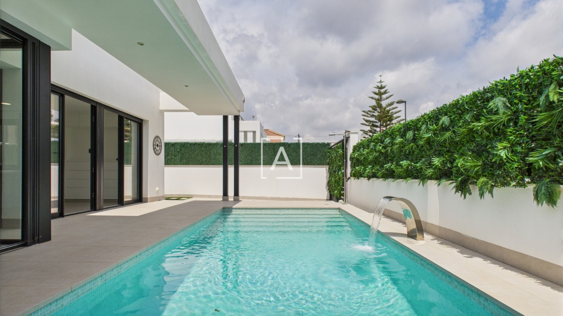 Venta - Chalet Independiente -
Pinar de Campoverde