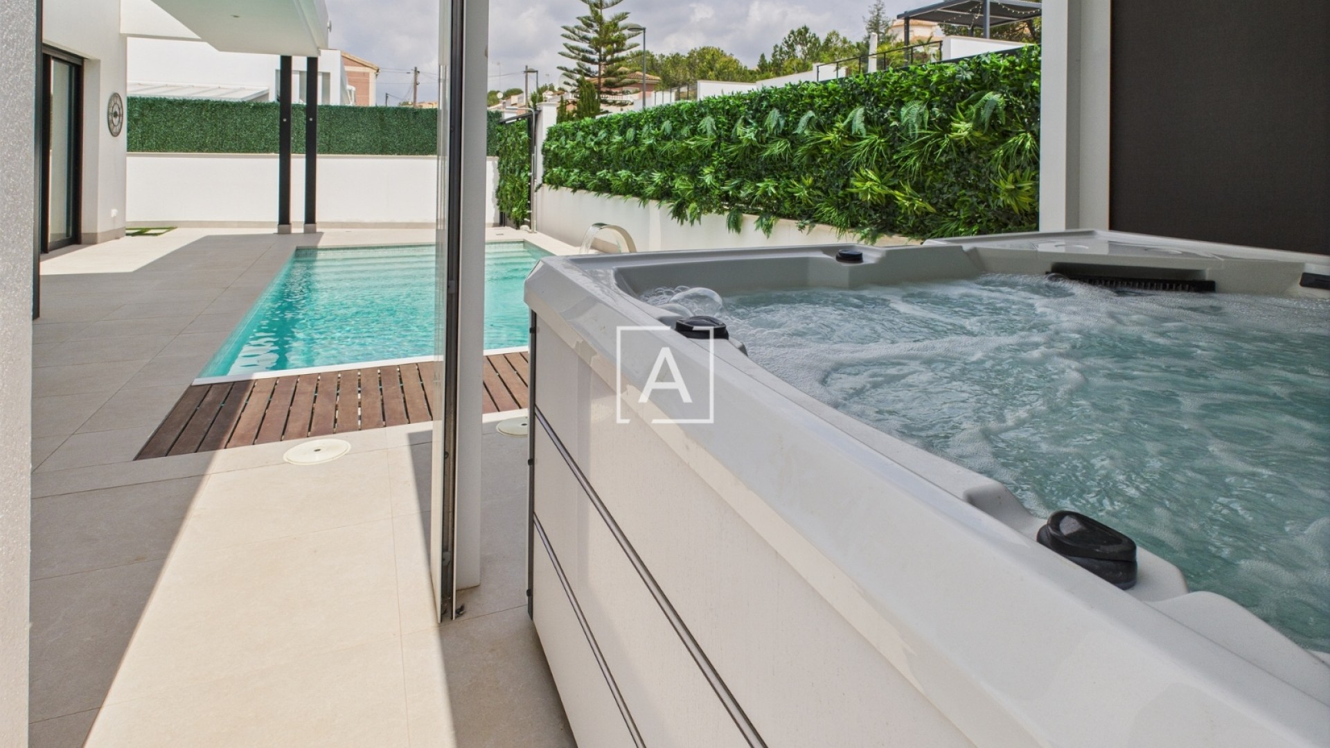 Venta - Chalet Independiente -
Pinar de Campoverde