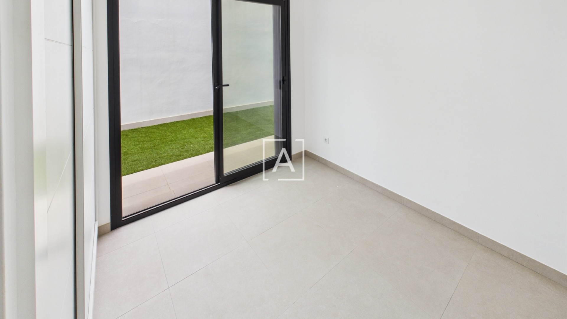 Venta - Chalet Independiente -
Pinar de Campoverde