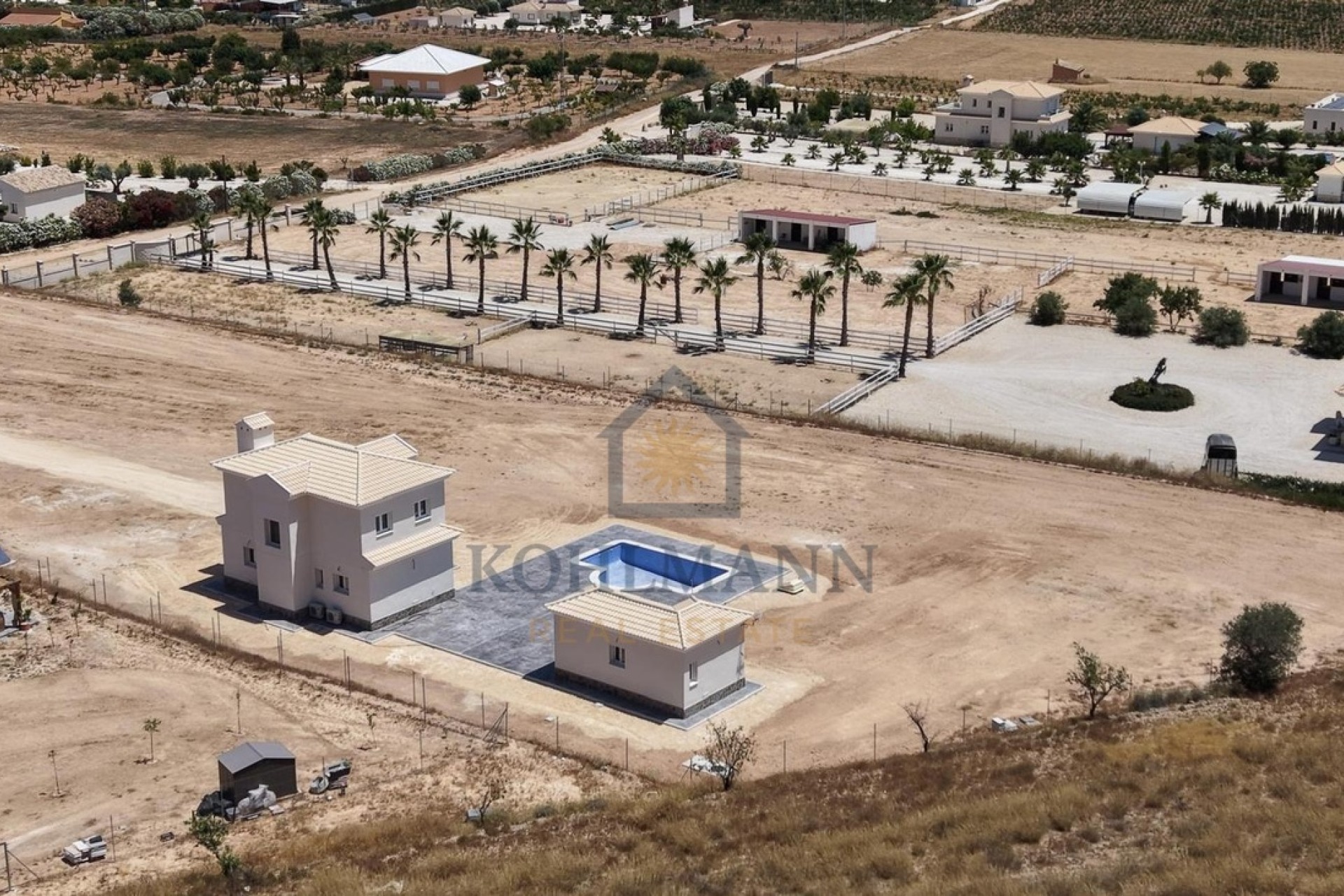 Venta - Chalet Independiente -
Pinoso - Costa Blanca