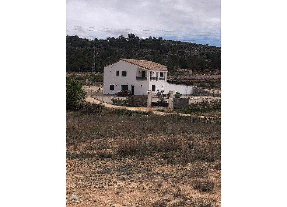 Venta - Chalet Independiente -
Pinoso - Pinoso Alicante