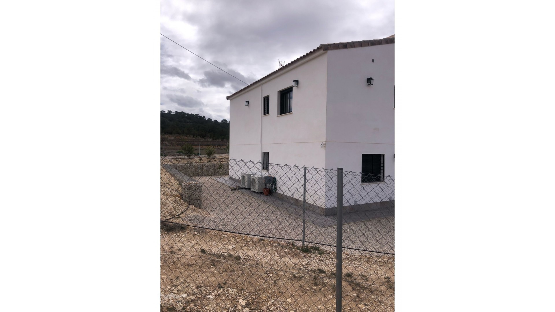 Venta - Chalet Independiente -
Pinoso - Pinoso Alicante