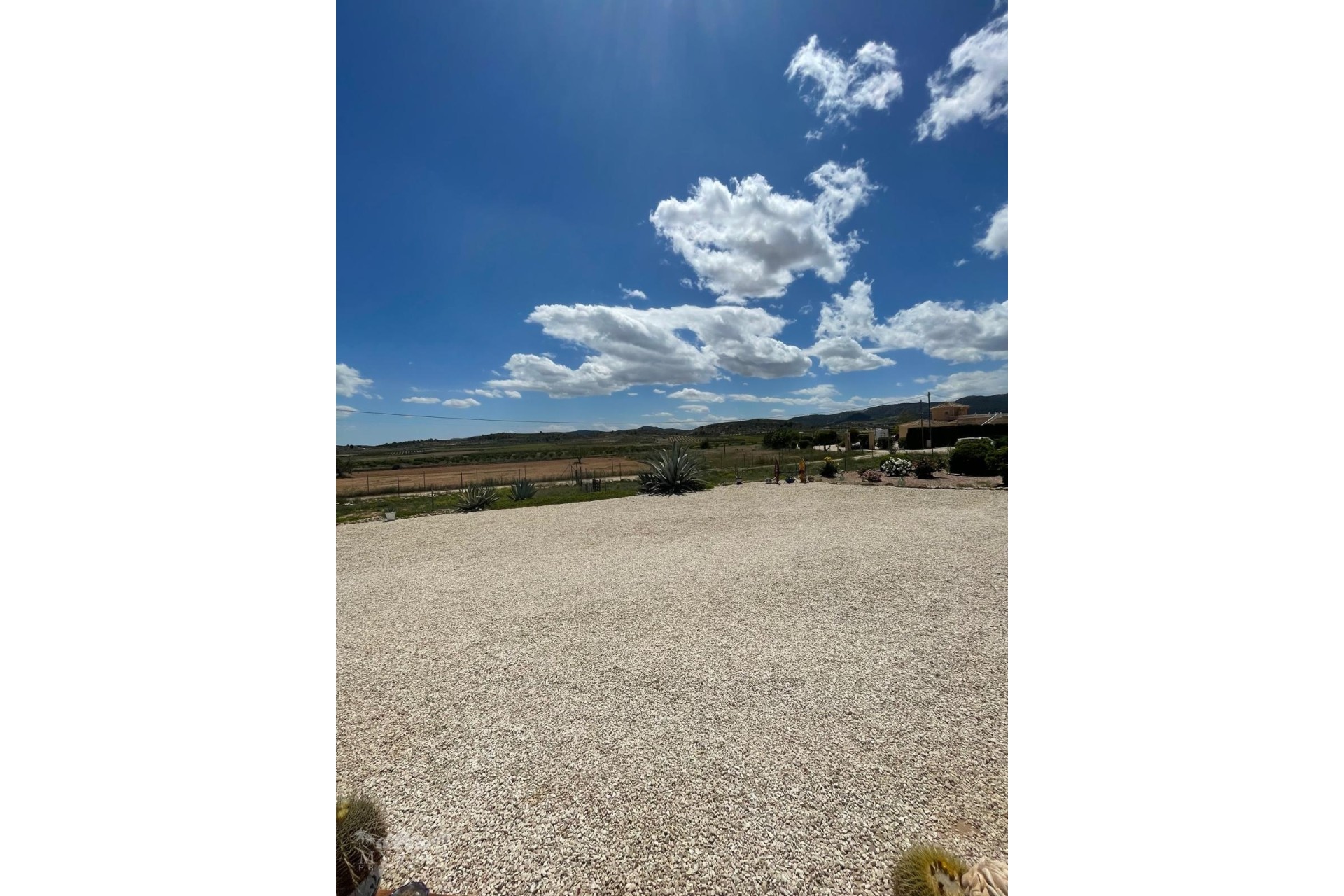 Venta - Chalet Independiente -
Pinoso - Pinoso Alicante